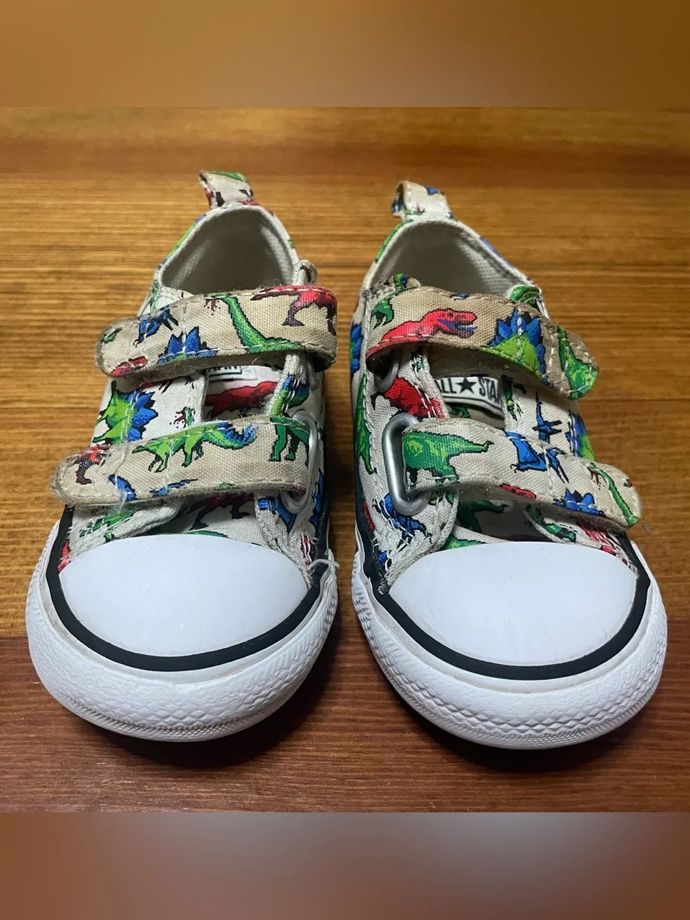 Converse Toddler Velcro Sneakers with Multicolor Dinosaur Print Size 6